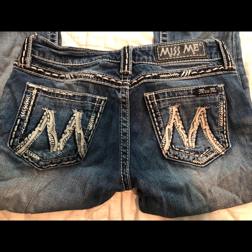 Miss Me Straight Leg Jeans Size 27